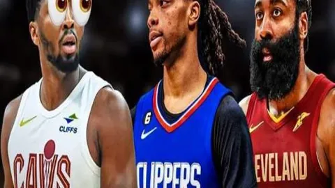 郑钦文今年全球排名第四，收入颇丰。